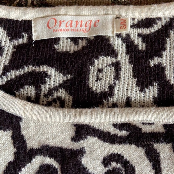 Sweater/tunic S/M by Orange Fashion Village - Picture 8 of 11